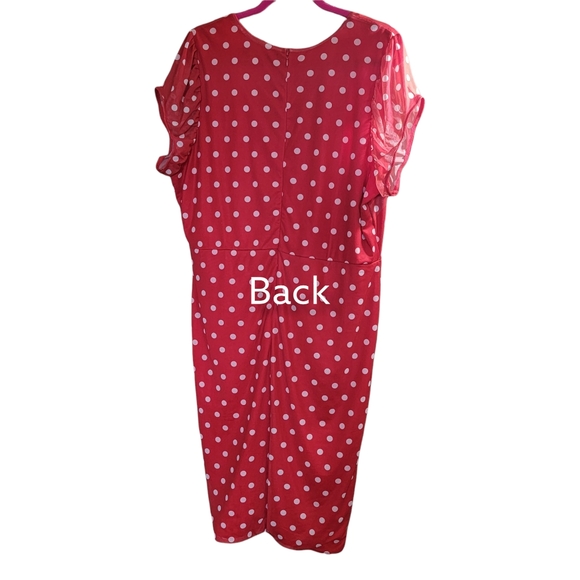 Fashion to Figure size 1X Red and White - Picture 2 of 6